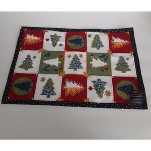 Hearth & Home Christmas Trees Placemats x 6 Hand woven
